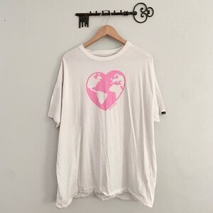 Victoria Secret pink world heart logo script one size tee shirt white pink